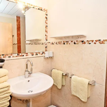 Apartamento Geisler By Interhome